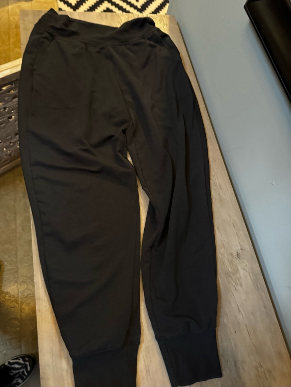 Athleta Black Women's Jogger Pants with Tapered Ankles - Picture 3 of 10